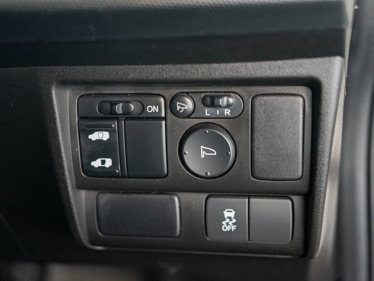 Honda Freed 2014 - фото автомобиля
