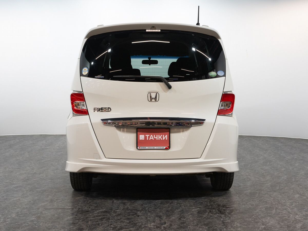 Honda Freed 2014 - фото автомобиля