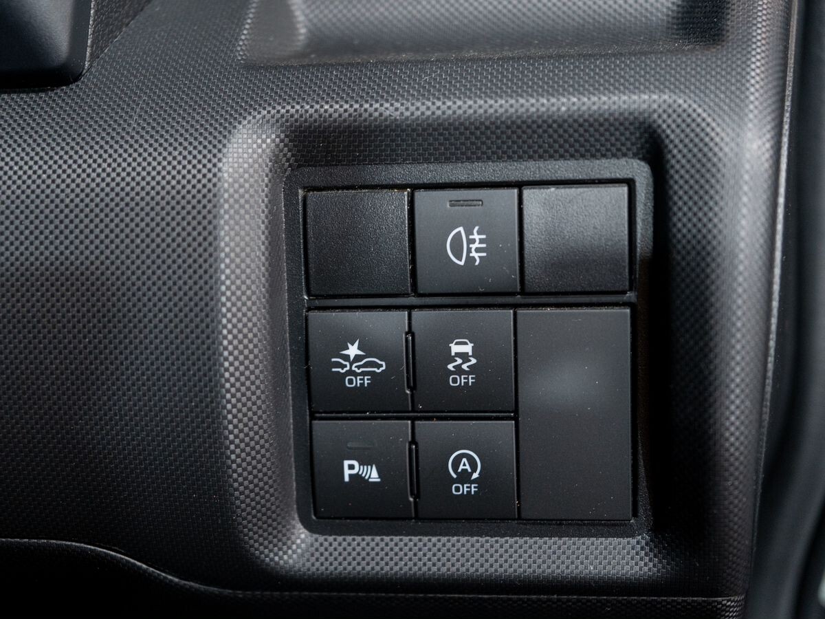 Toyota Raize 2021 - фото автомобиля