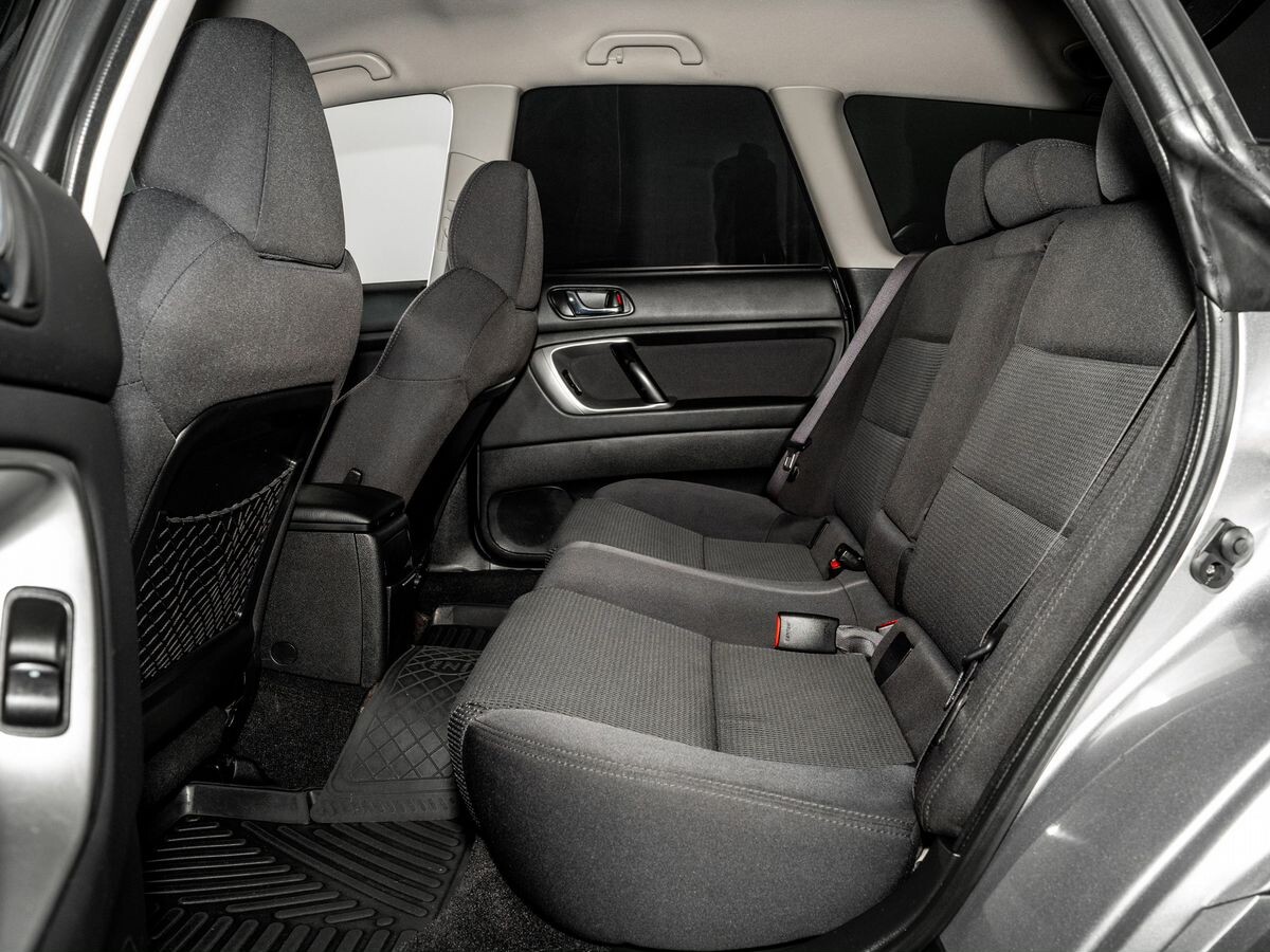 Subaru Legacy 2007 - фото автомобиля
