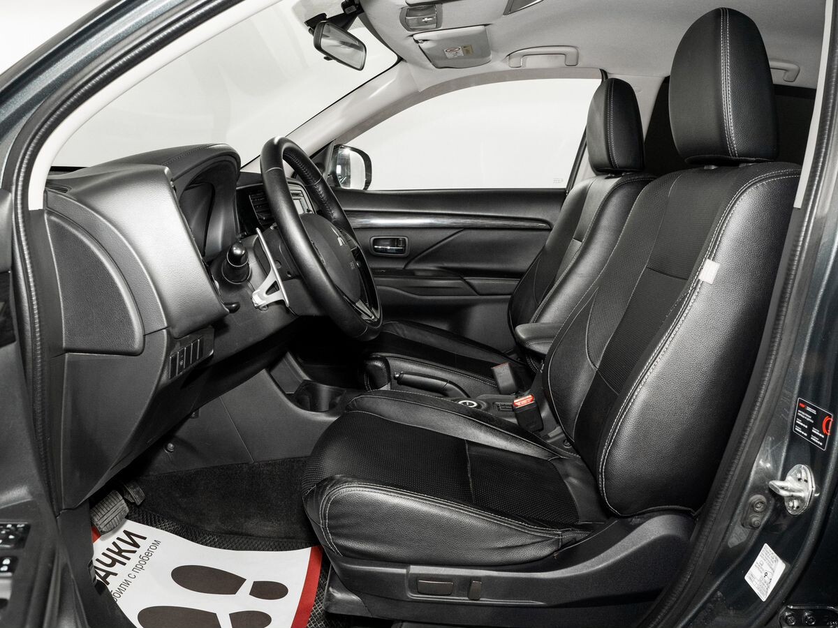 Mitsubishi Outlander 2016 - фото автомобиля