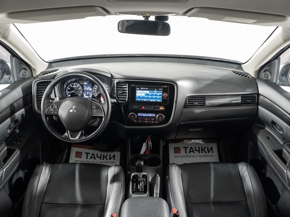 Mitsubishi Outlander 2016 - фото автомобиля