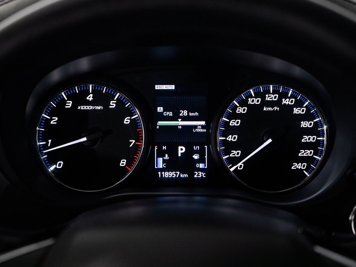 Mitsubishi Outlander 2016 - фото автомобиля
