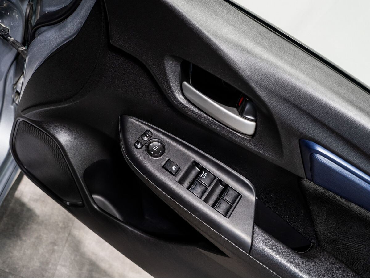 Honda Shuttle 2016 - фото автомобиля