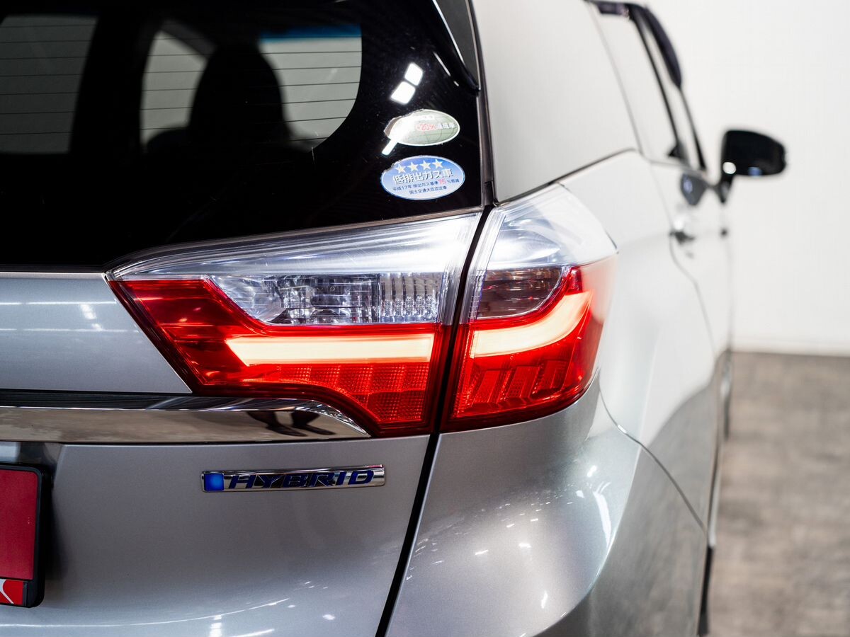 Honda Shuttle 2016 - фото автомобиля