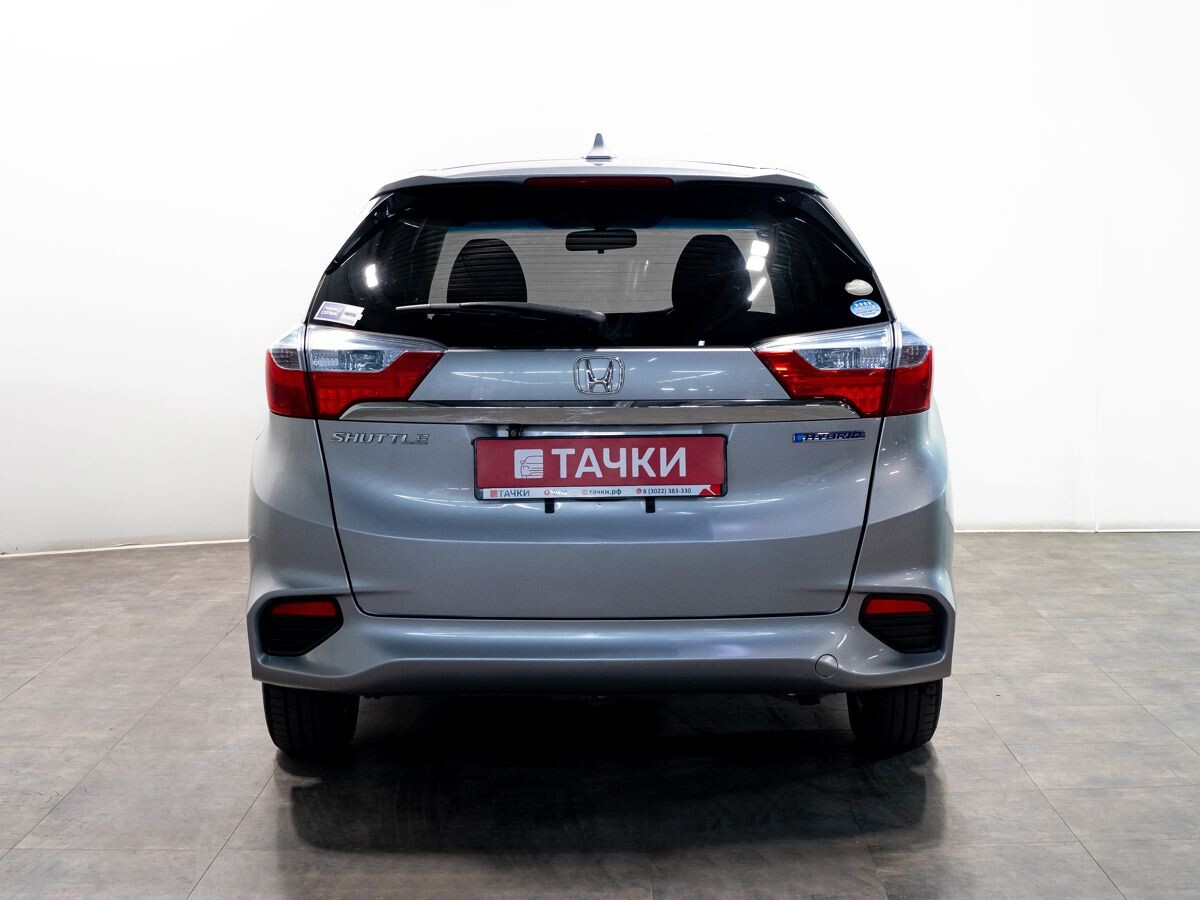 Honda Shuttle 2016 - фото автомобиля