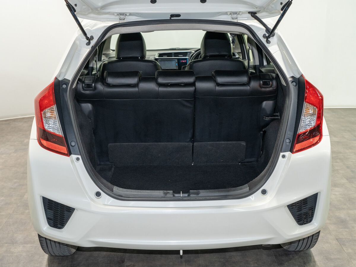 Honda Fit 2016 - фото автомобиля