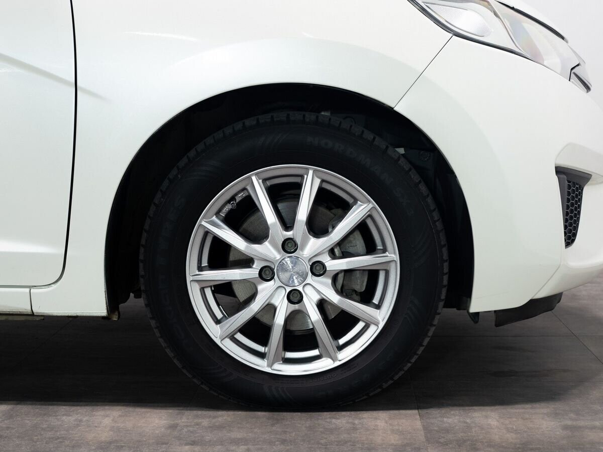 Honda Fit 2016 - фото автомобиля