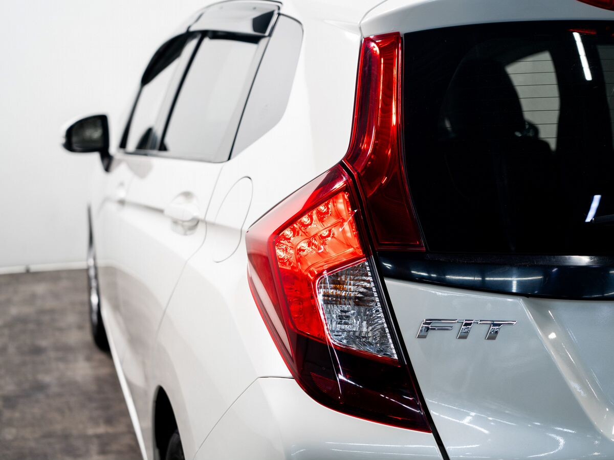 Honda Fit 2016 - фото автомобиля