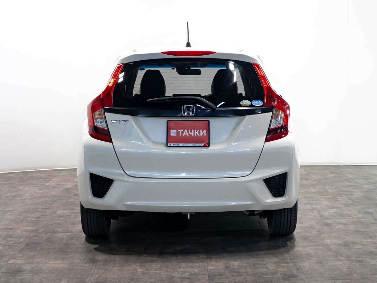 Honda Fit 2016 - фото автомобиля
