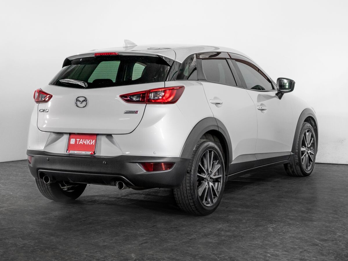 Mazda CX-3 2017 - фото автомобиля
