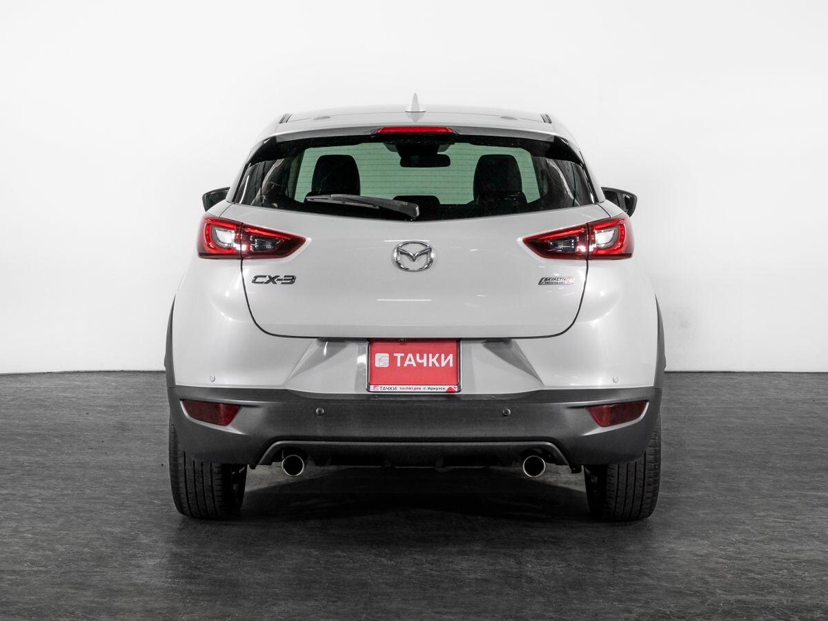 Mazda CX-3 2017 - фото автомобиля
