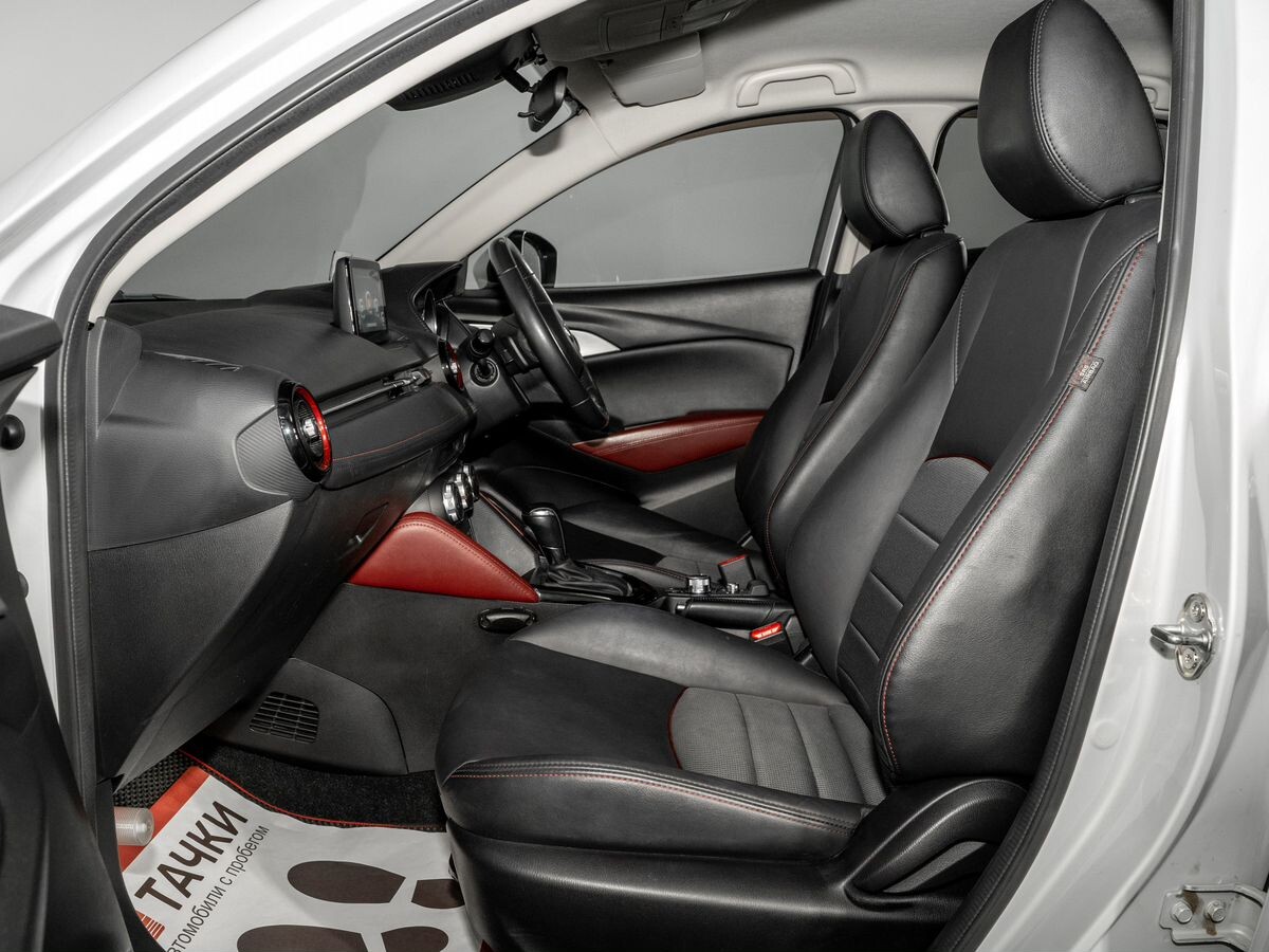 Mazda CX-3 2017 - фото автомобиля