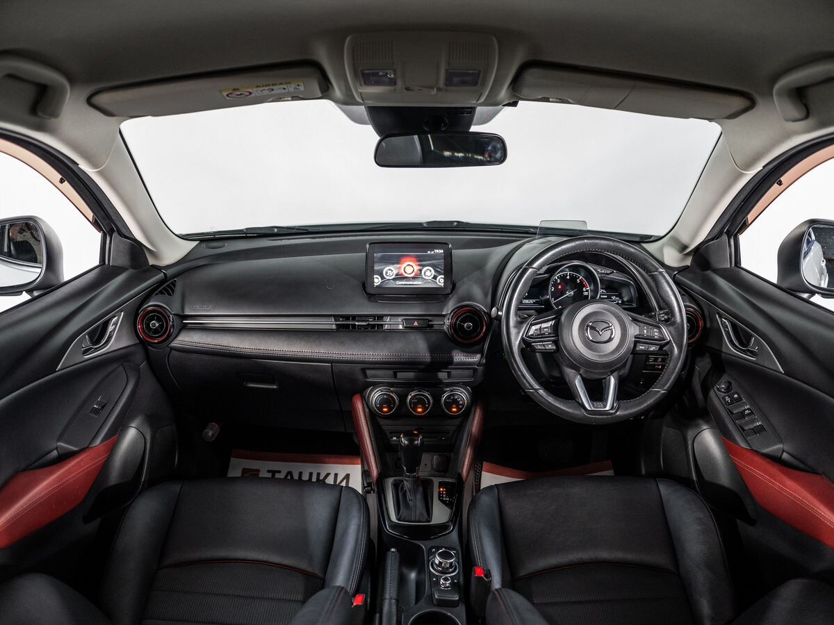 Mazda CX-3 2017 - фото автомобиля