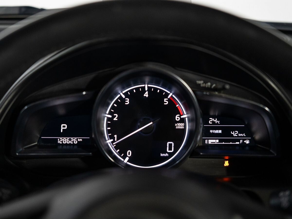 Mazda CX-3 2017 - фото автомобиля