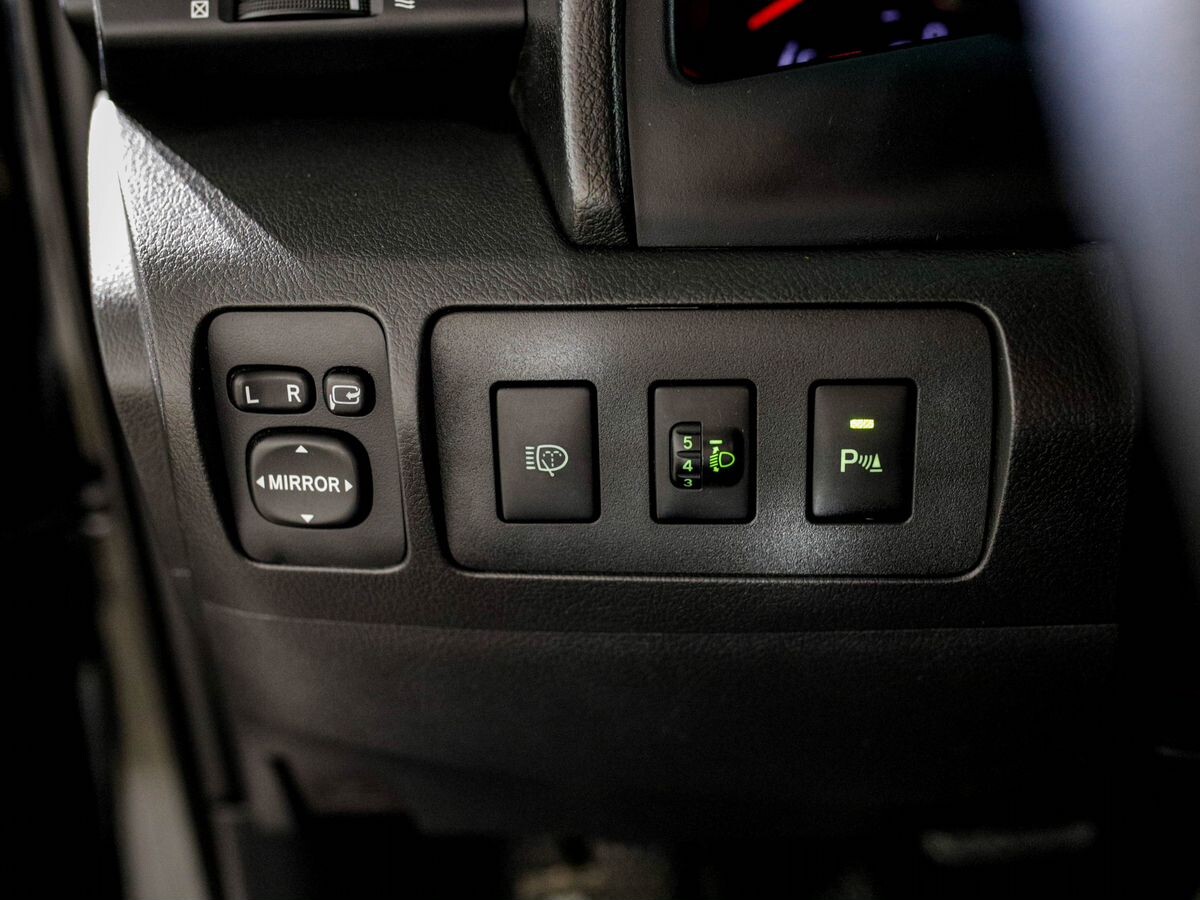 Toyota Camry 2009 - фото автомобиля