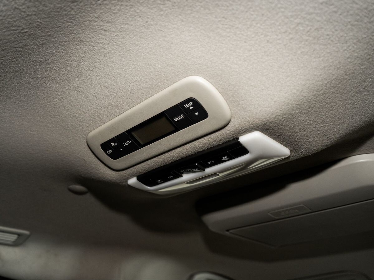 Nissan Serena 2018 - фото автомобиля