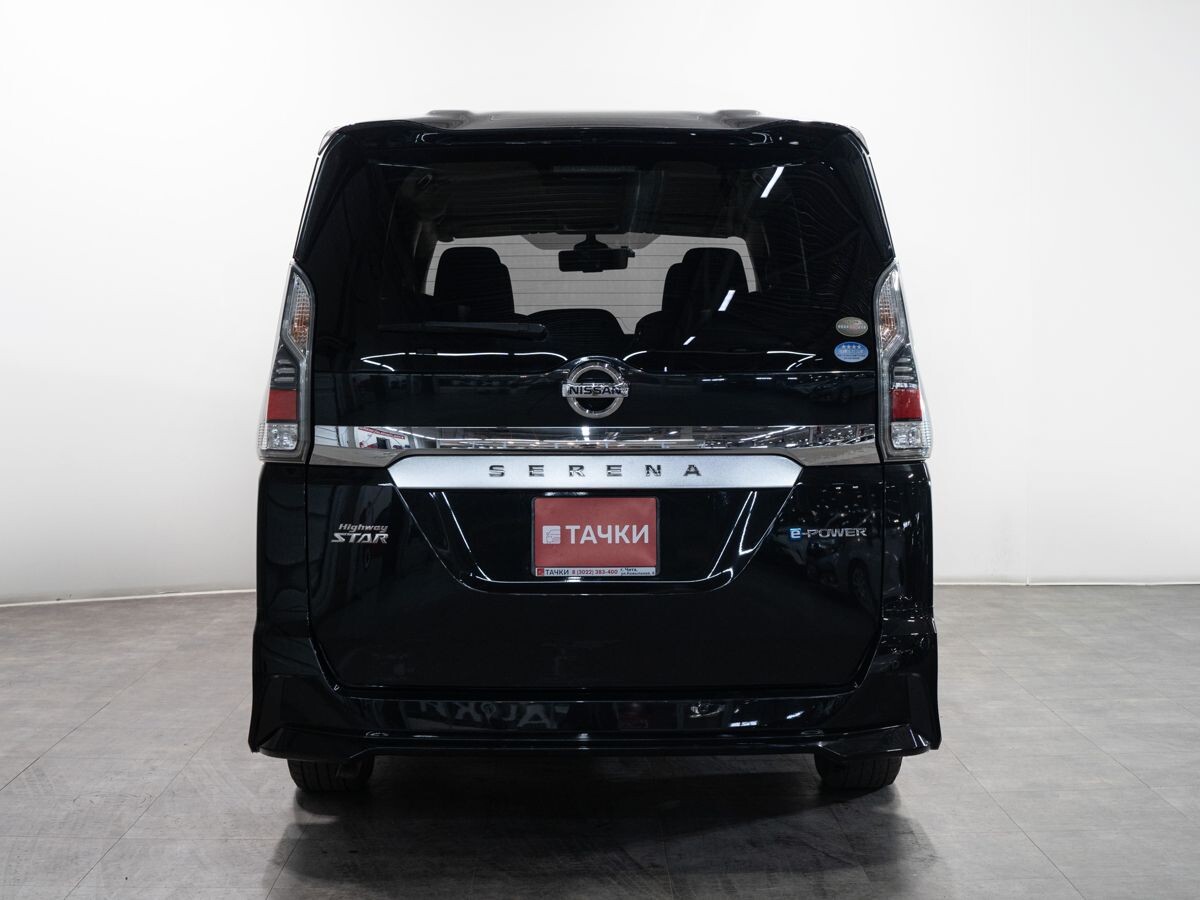 Nissan Serena 2018 - фото автомобиля