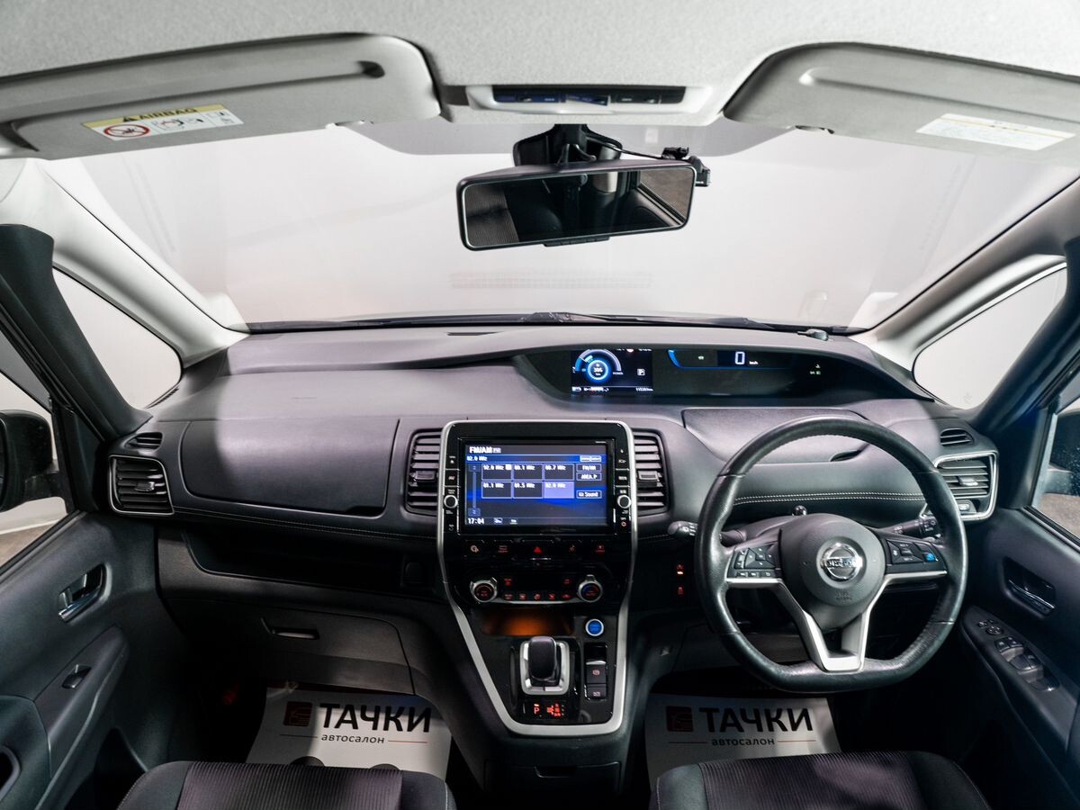 Nissan Serena 2018 - фото автомобиля