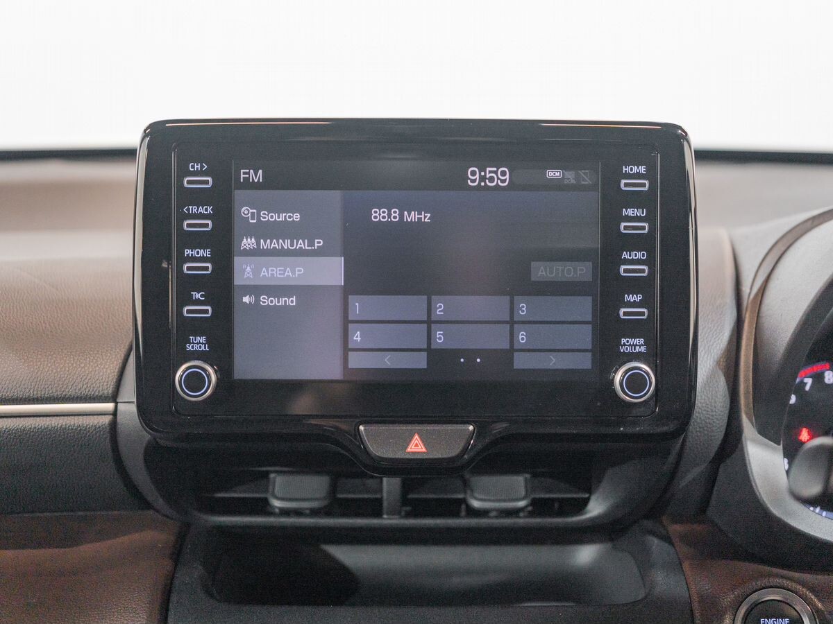 Toyota Yaris Cross 2020 - фото автомобиля
