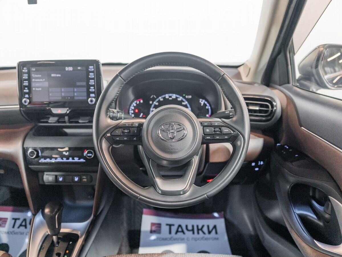 Toyota Yaris Cross 2020 - фото автомобиля