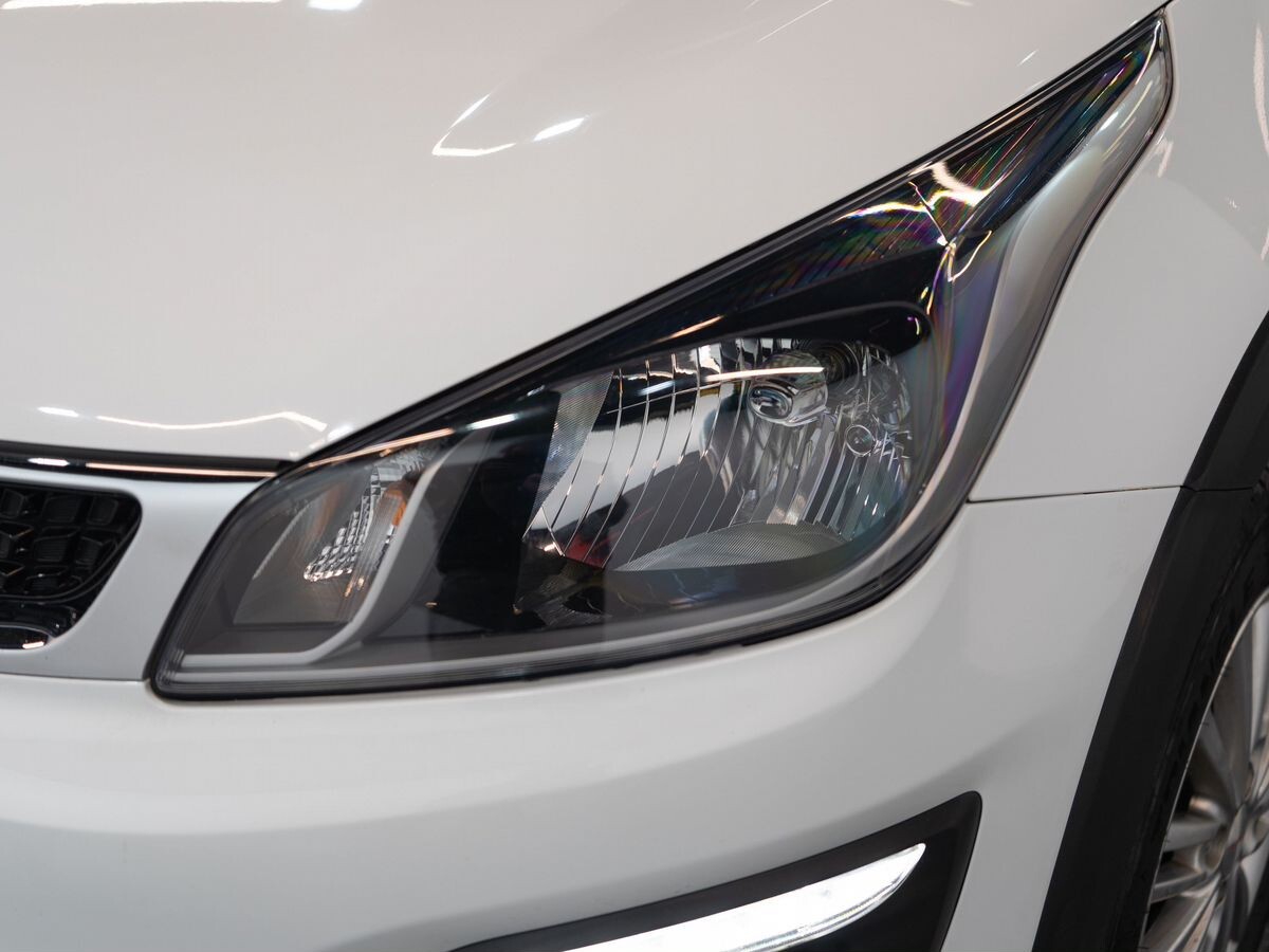Kia Rio X (X-Line) 2018 - фото автомобиля