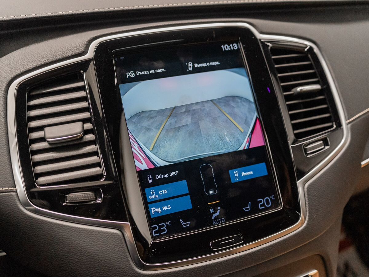 Volvo XC90 2021 - фото автомобиля