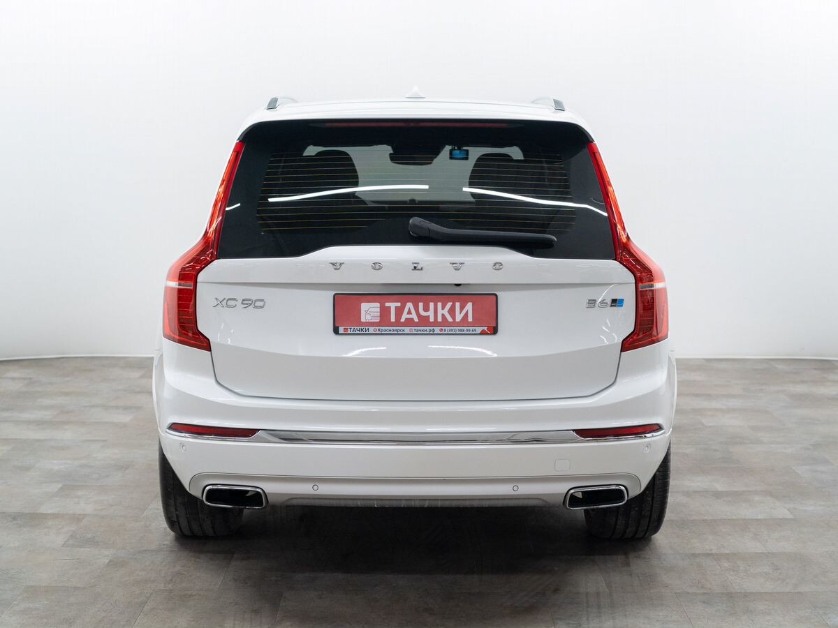 Volvo XC90 2021 - фото автомобиля