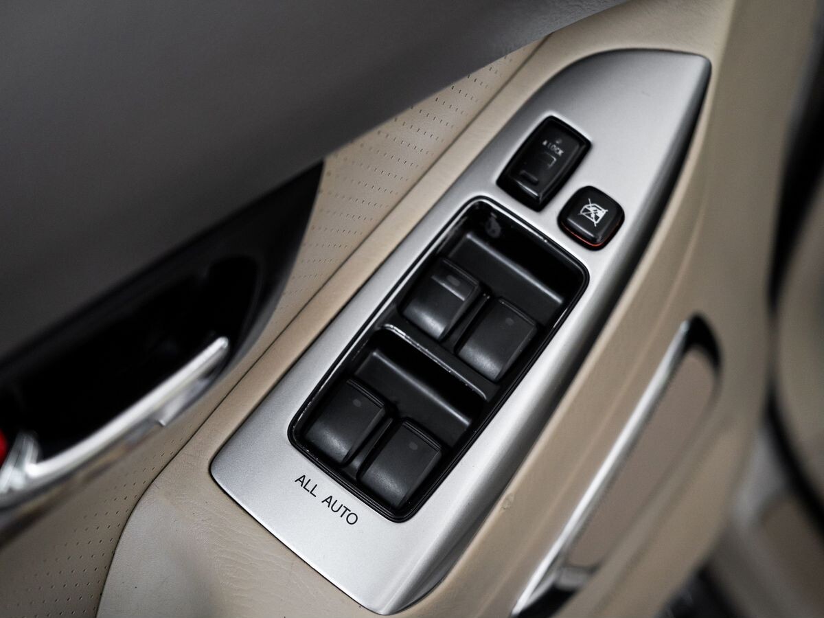 Toyota Land Cruiser Prado 2008 - фото автомобиля