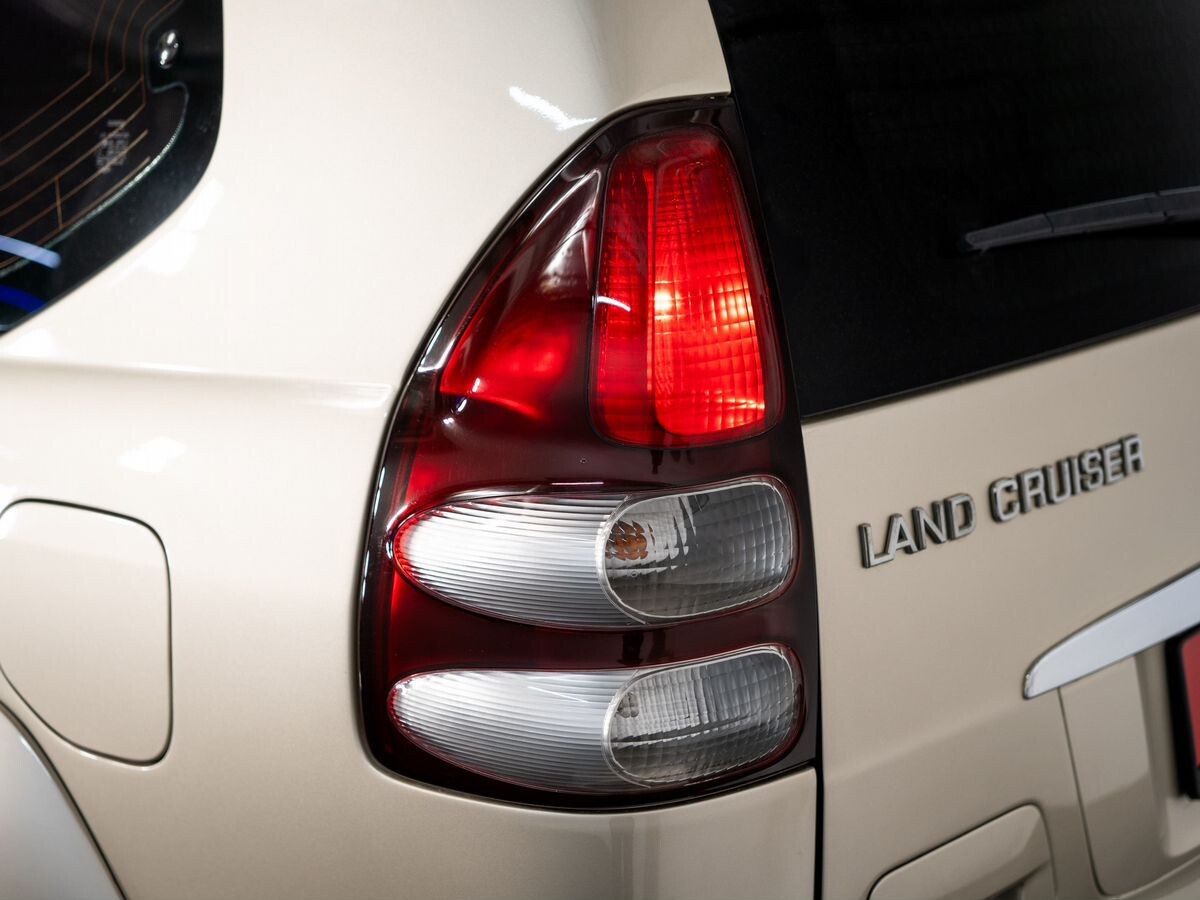 Toyota Land Cruiser Prado 2008 - фото автомобиля