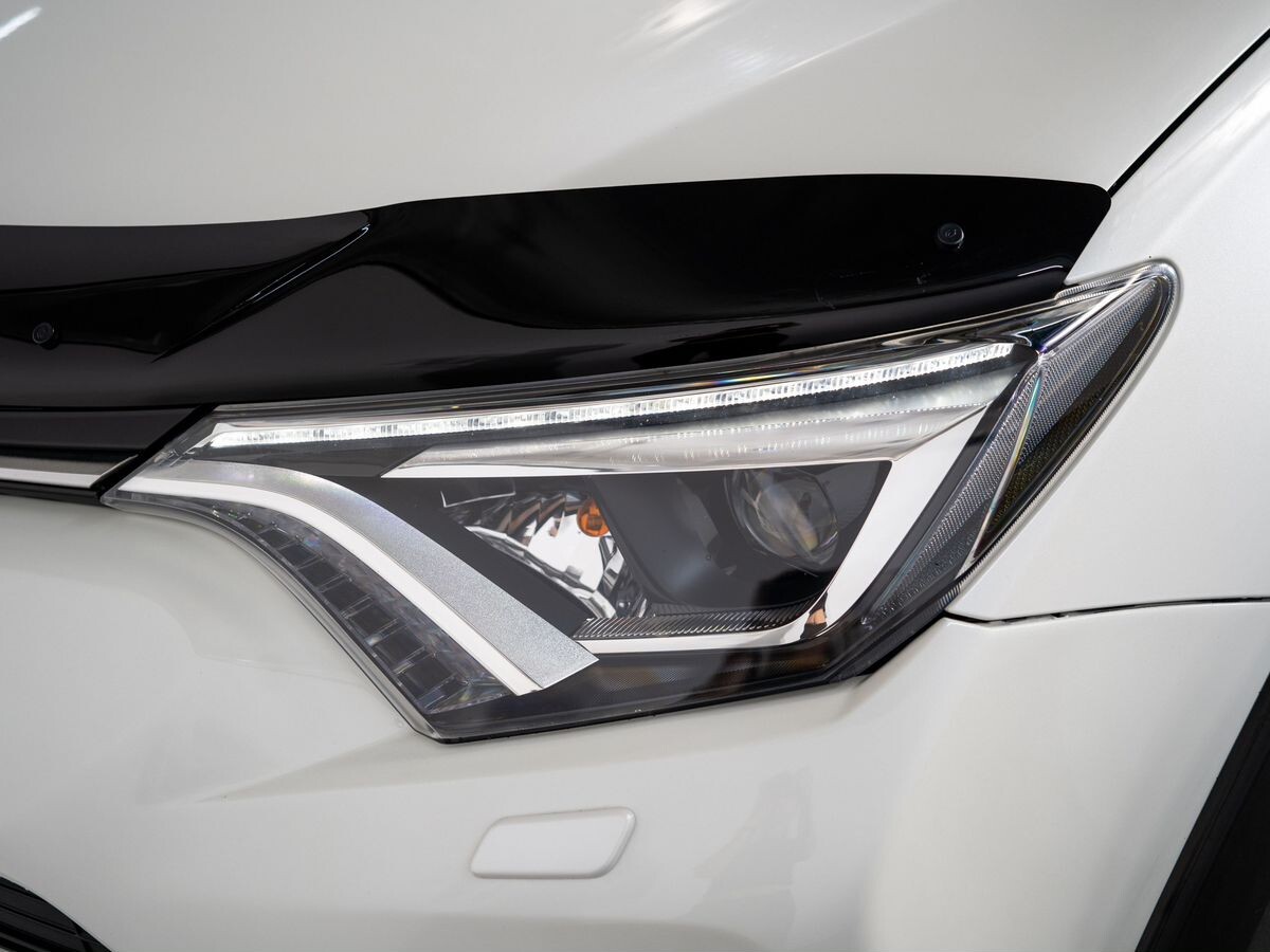 Toyota RAV4 2017 - фото автомобиля