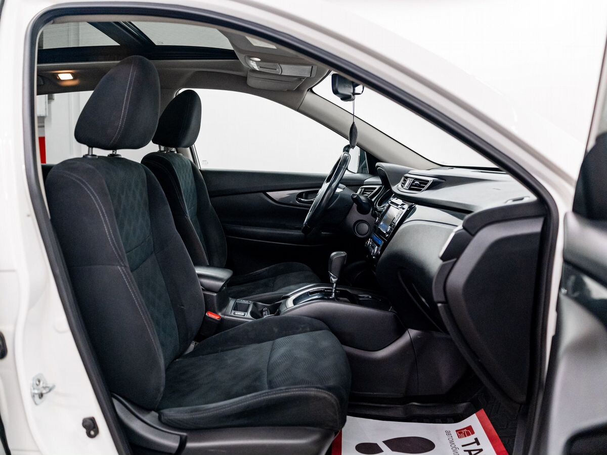 Nissan X-Trail 2015 - фото автомобиля