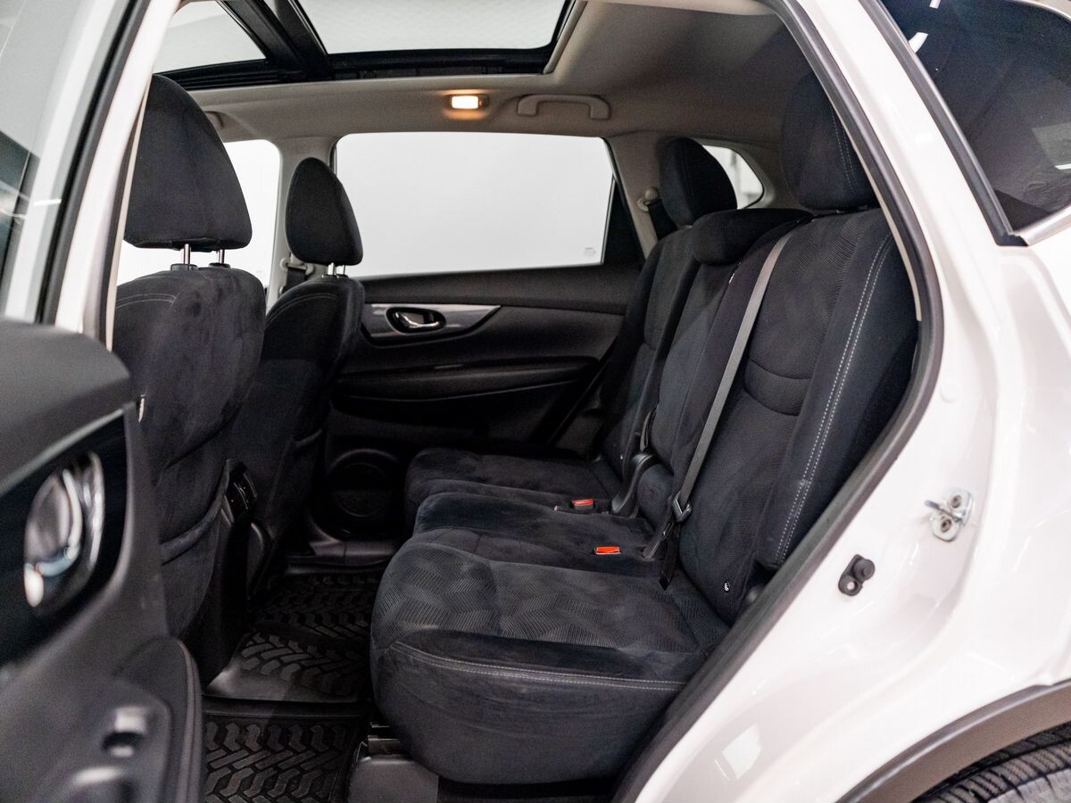 Nissan X-Trail 2015 - фото автомобиля