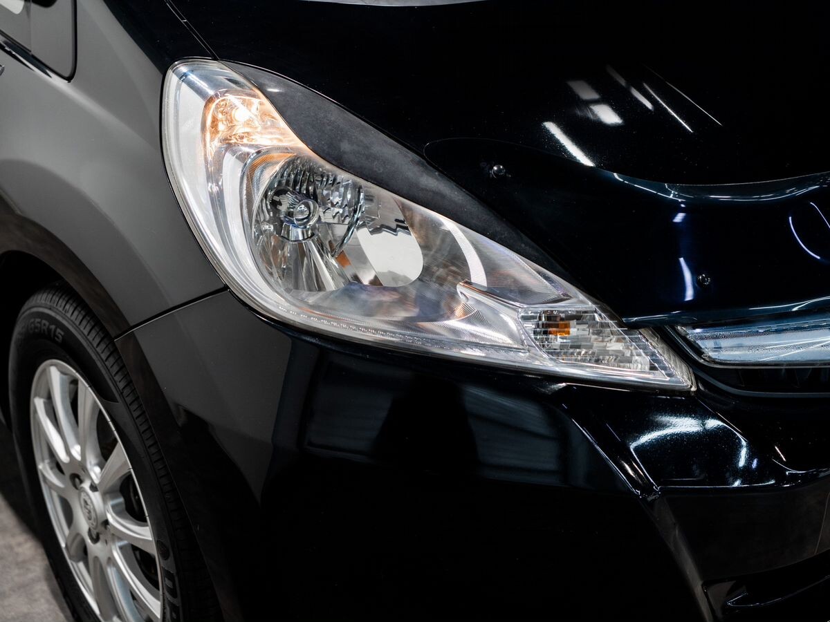 Honda Fit 2012 - фото автомобиля