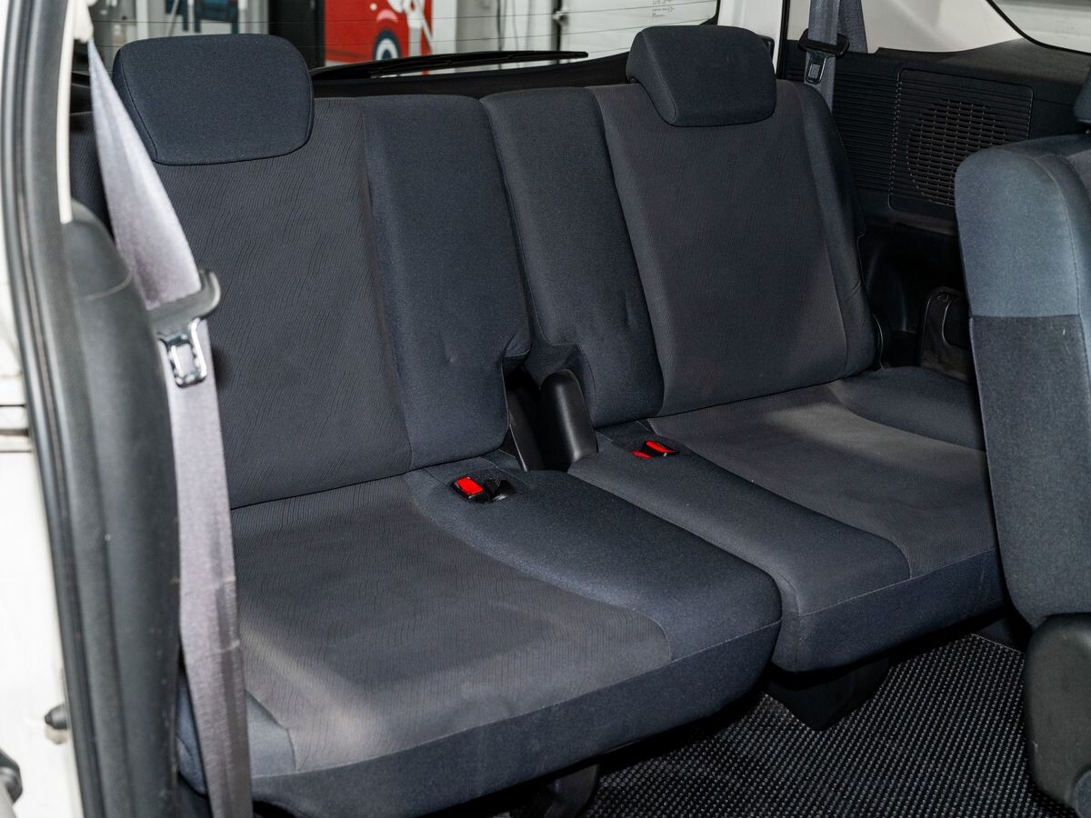 Honda Freed 2008 - фото автомобиля
