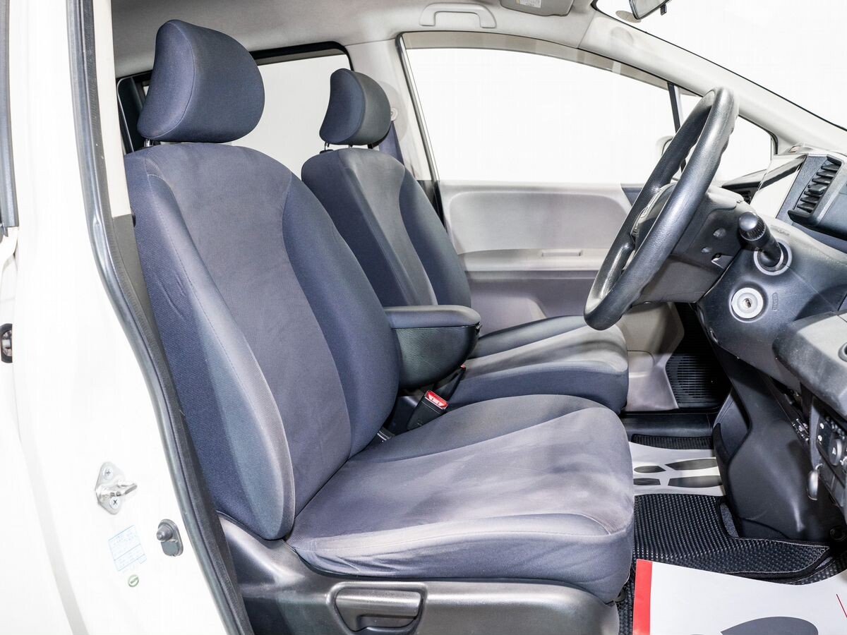Honda Freed 2008 - фото автомобиля