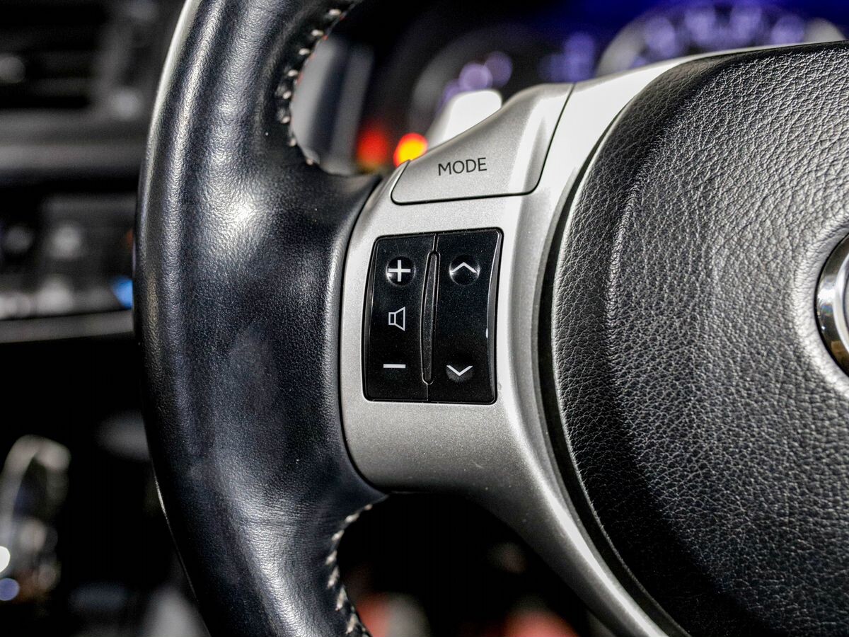 Lexus CT200h 2012 - фото автомобиля