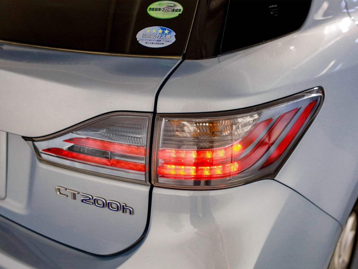 Lexus CT200h 2012 - фото автомобиля