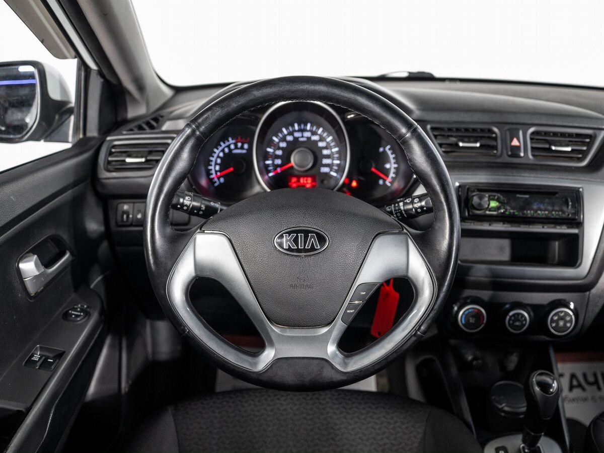 Kia Rio 2015 - фото автомобиля