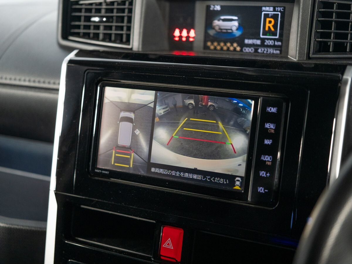 Toyota Roomy 2022 - фото автомобиля