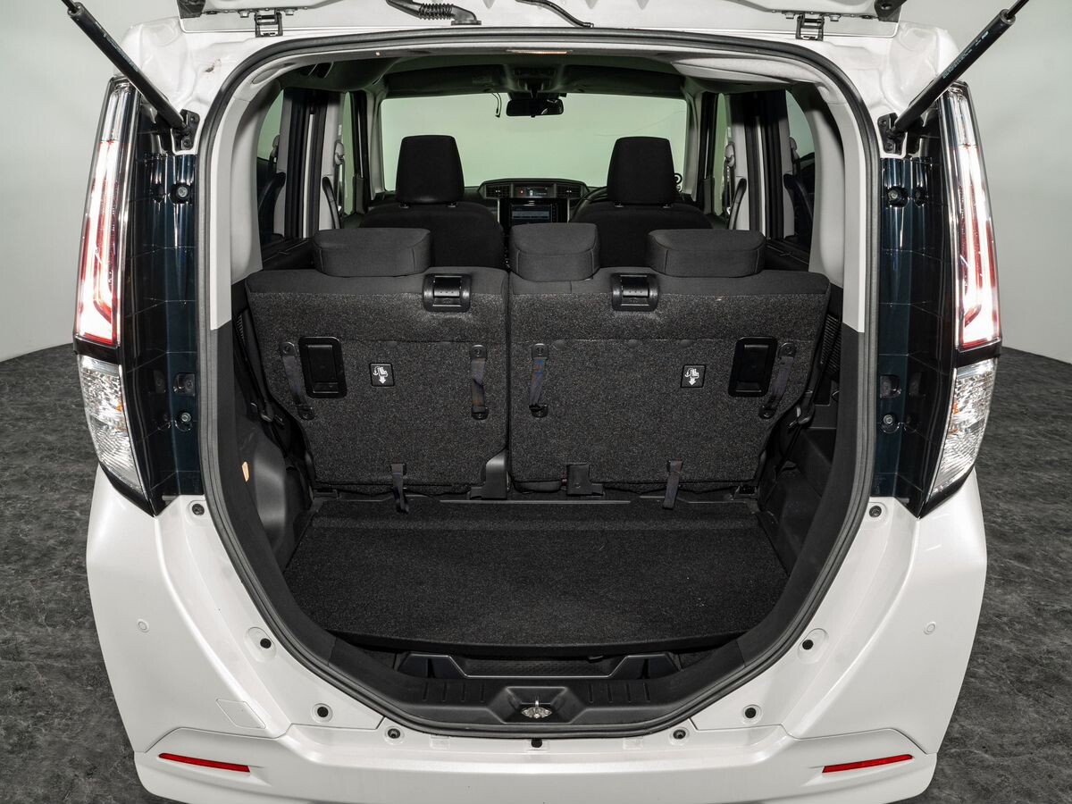 Toyota Roomy 2022 - фото автомобиля