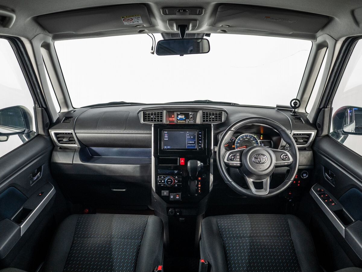 Toyota Roomy 2022 - фото автомобиля