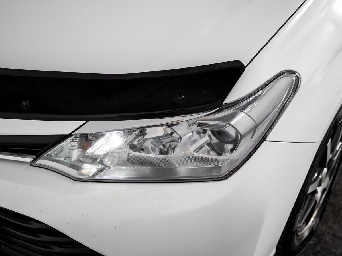 Toyota Corolla Fielder 2015 - фото автомобиля