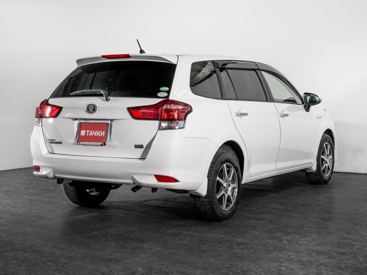 Toyota Corolla Fielder 2015 - фото автомобиля