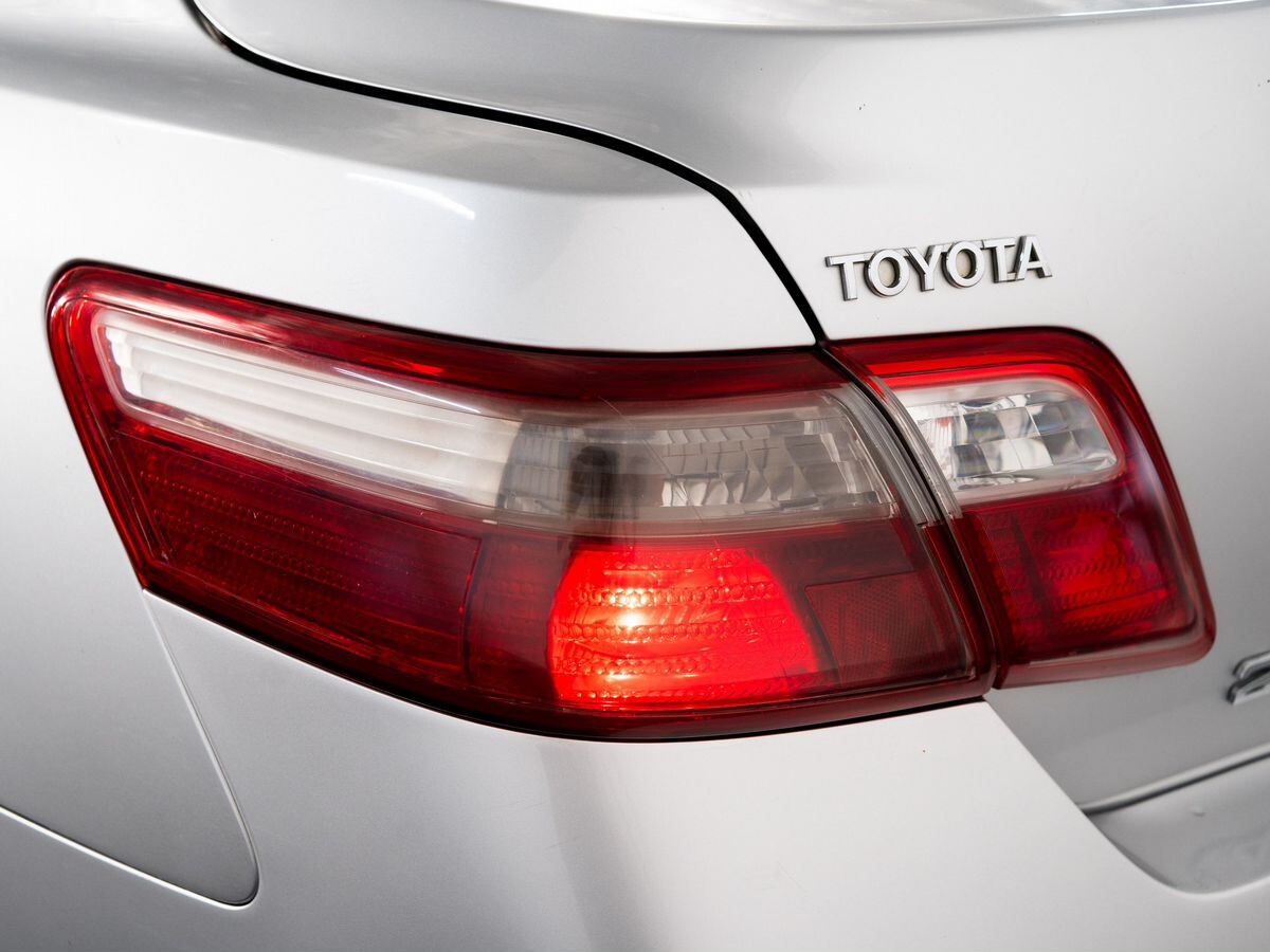 Toyota Camry 2007 - фото автомобиля