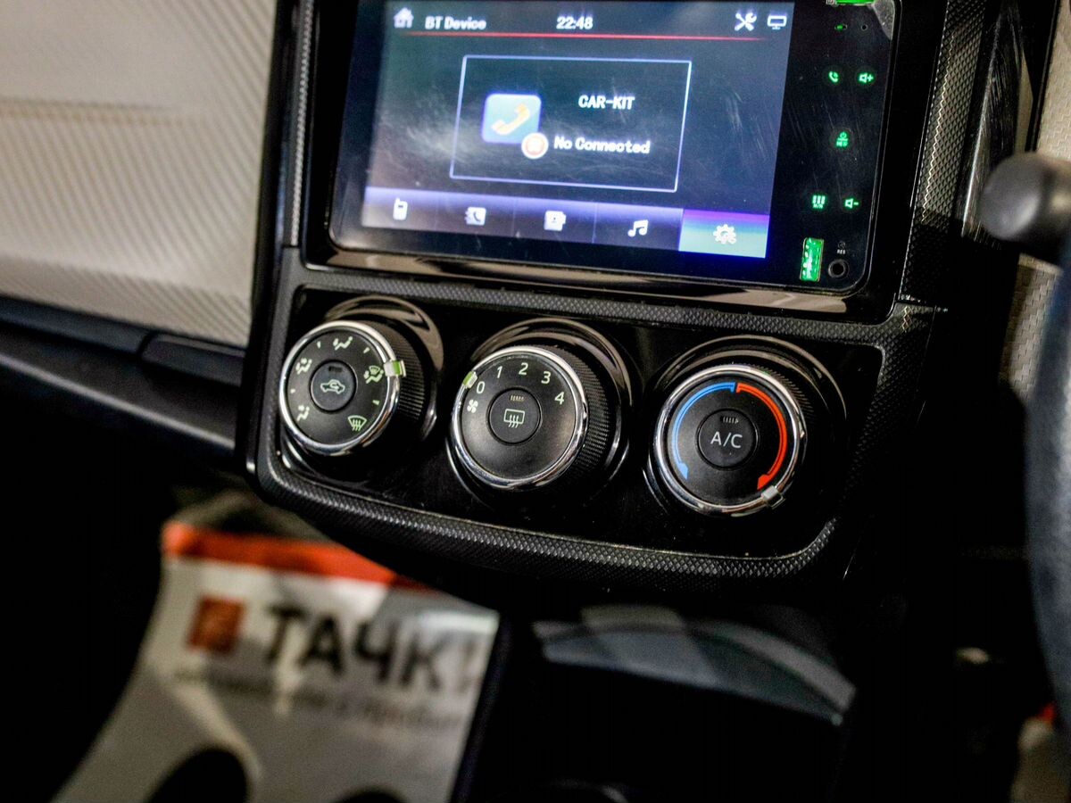 Toyota Corolla Axio 2014 - фото автомобиля