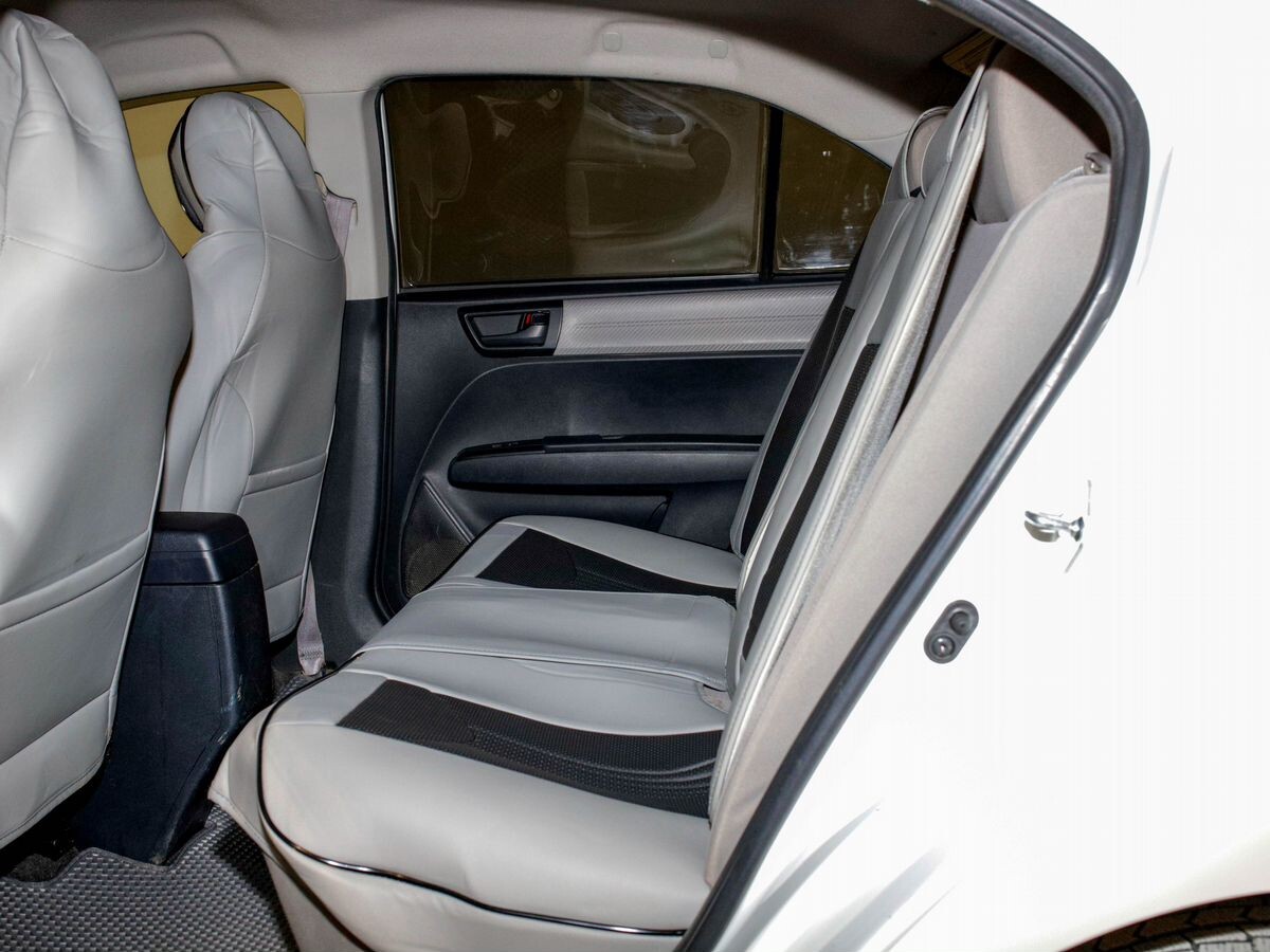 Toyota Corolla Axio 2014 - фото автомобиля