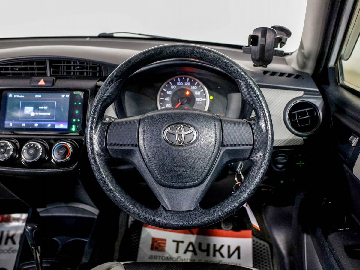 Toyota Corolla Axio 2014 - фото автомобиля