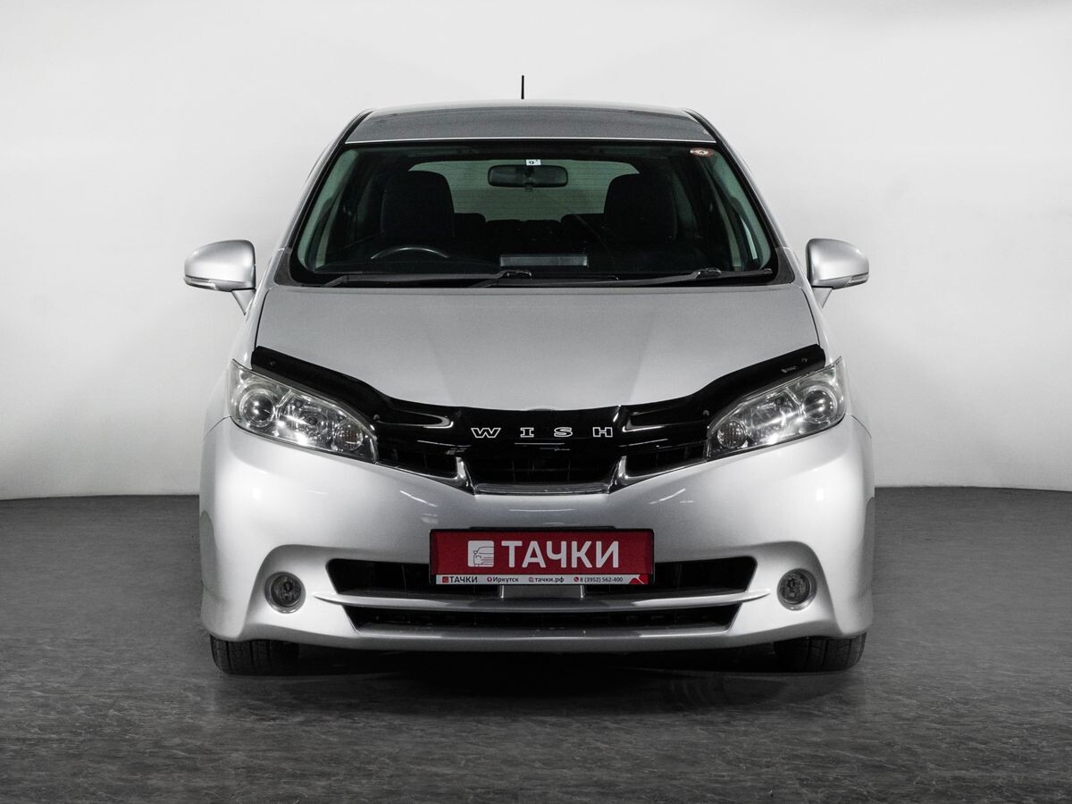 Toyota Wish 2009 - фото автомобиля