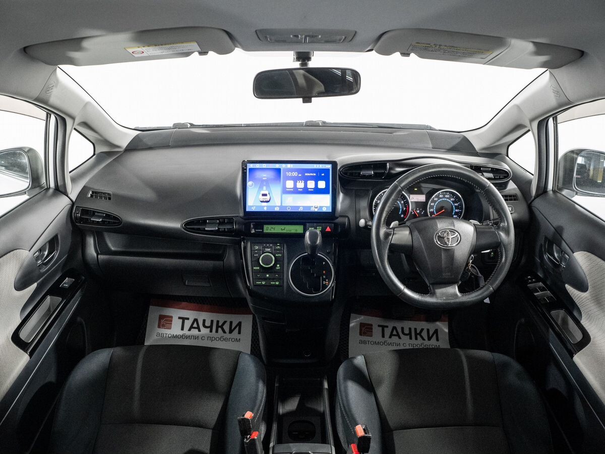 Toyota Wish 2009 - фото автомобиля